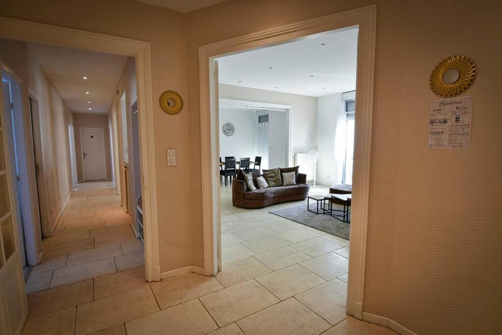 Grand Appartement De Haut Standing En Centre-Ville Montluçon Buitenkant foto